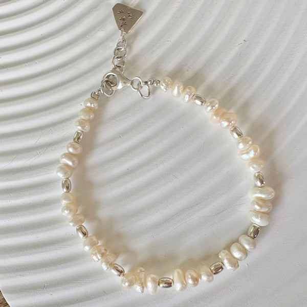 Pearl bracelets-Tasmanian Jewellery and gemstones-Rare and Beautiful