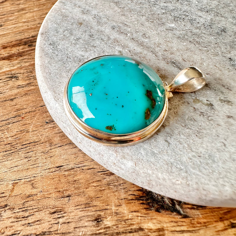 Round Turquoise Pendant-Tasmanian Jewellery and gemstones-Rare and Beautiful