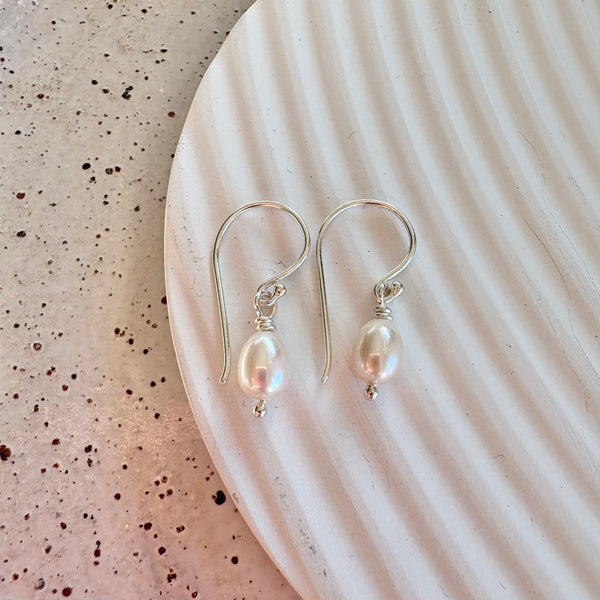 White pearl earrings-Tasmanian Jewellery and gemstones-Rare and Beautiful