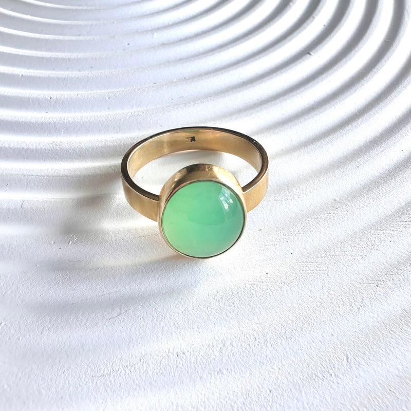 Chrysophase Gold Ring-Tasmanian Jewellery and gemstones-Rare and Beautiful