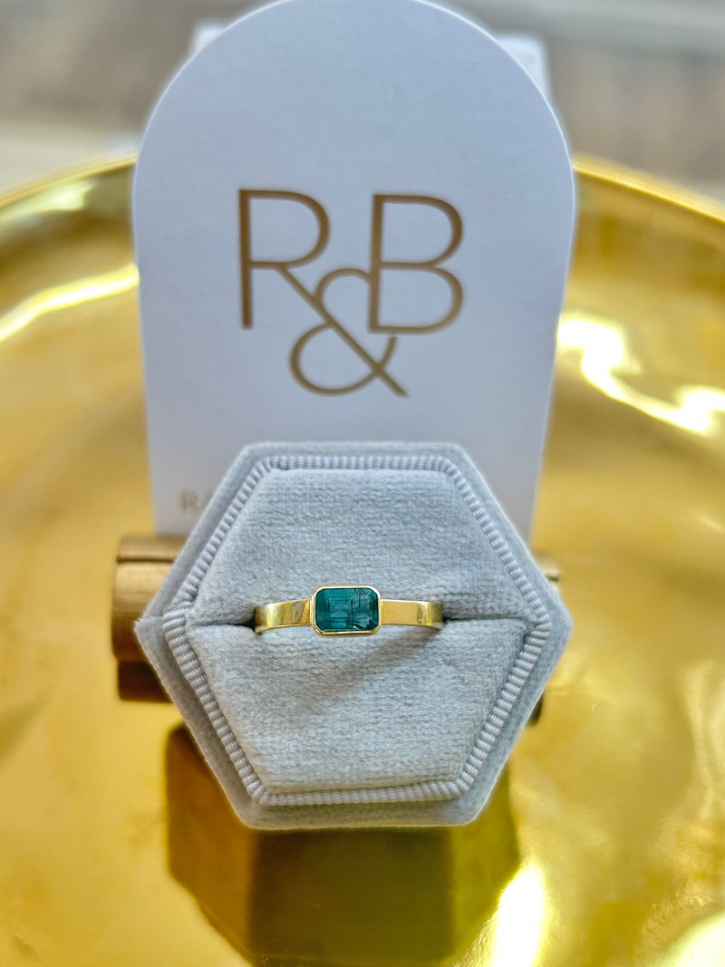 Solid Gold Emerald Rings-Tasmanian Jewellery and gemstones-Rare and Beautiful