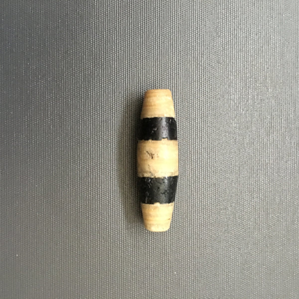 Ancient 2 stripe 'chung dzi' bead