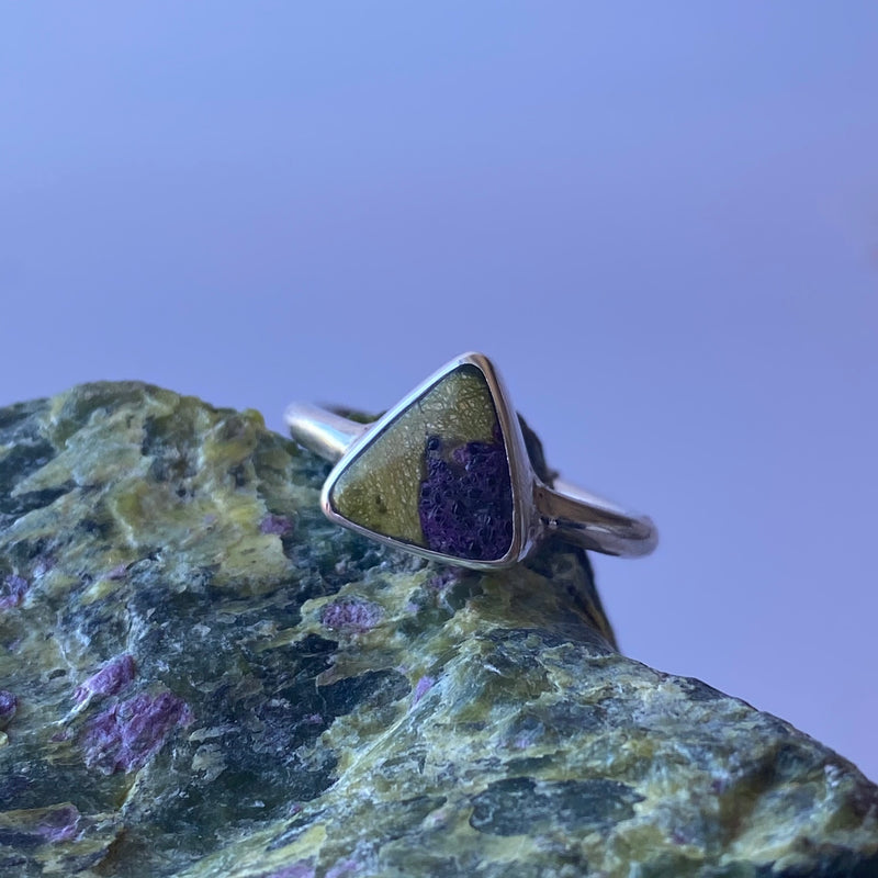 Stichtite and Serpentine ring-Tasmanian Jewellery and gemstones-Rare and Beautiful