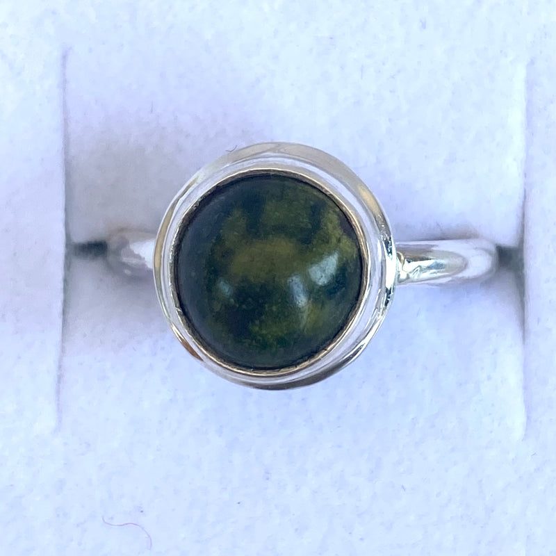 Stitchtite + Serpentine ring-Tasmanian Jewellery and gemstones-Rare and Beautiful