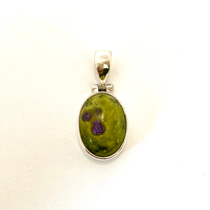 Oval Stichtite and Serpentine pendant-Tasmanian Jewellery and gemstones-Rare and Beautiful